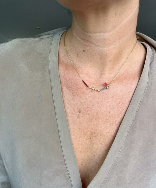 collar cruz plata de ley 925 bañada en 3 micras de oro de 18 kilates hecho a mano con hilo
