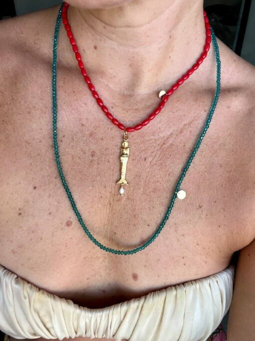 collar coral charm sirena y cristales