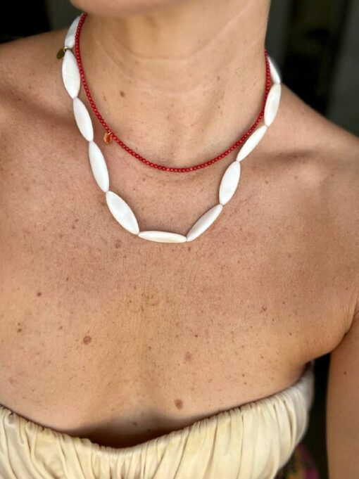 collar coral y nacar