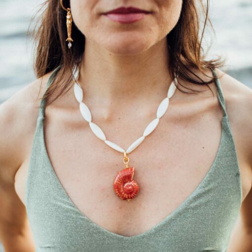 collar nacar caracola ceramica pendiente sirena perla barroca natural joyería